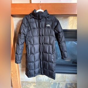 The North Face 600 black puffer jacket